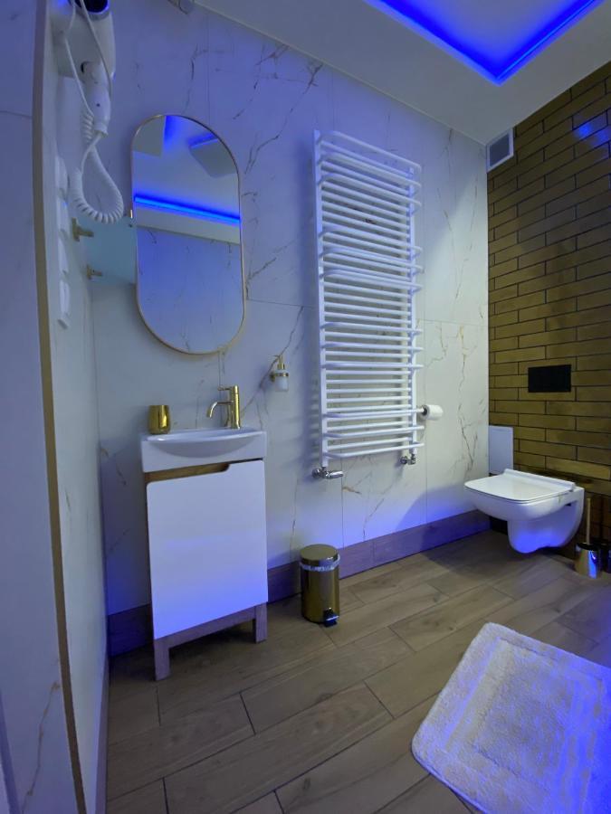 Apartament "Love" Centrum Z Duza Wanna Dla Dwojga Gniezno Esterno foto
